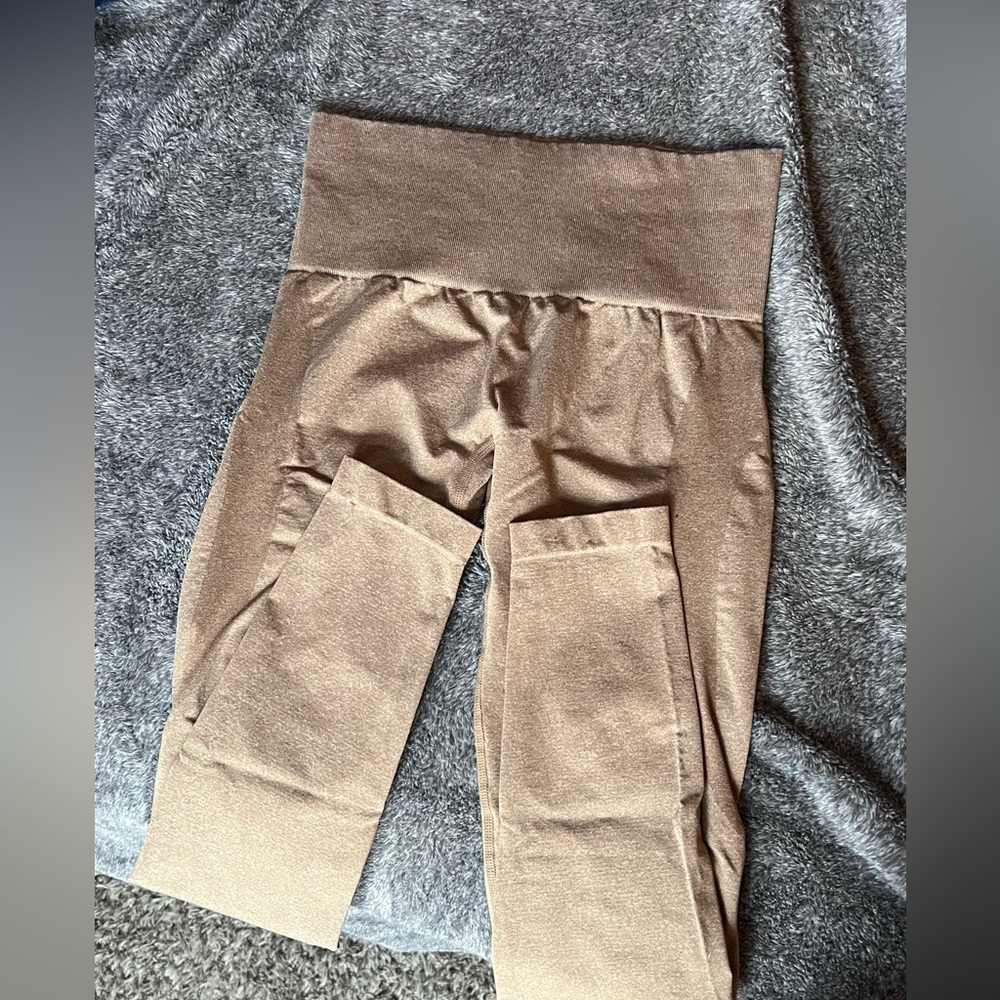 NVGTN LEGGINGS